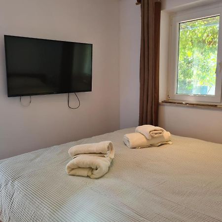 Studio Apartment Garden ドゥブロブニク エクステリア 写真